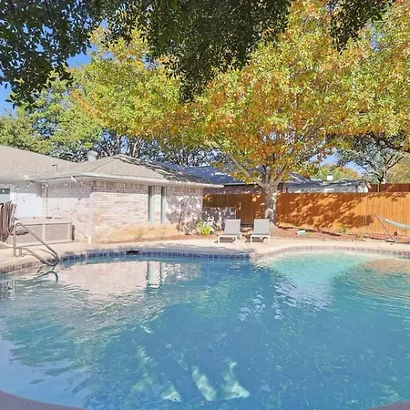 Stunning Modern Rustic House - Pool Playroom Patio